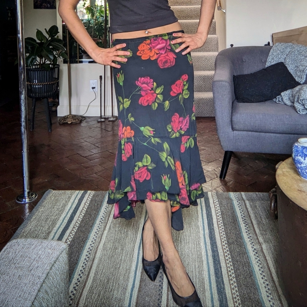 Chico's 100% silk Floral Black Skirt